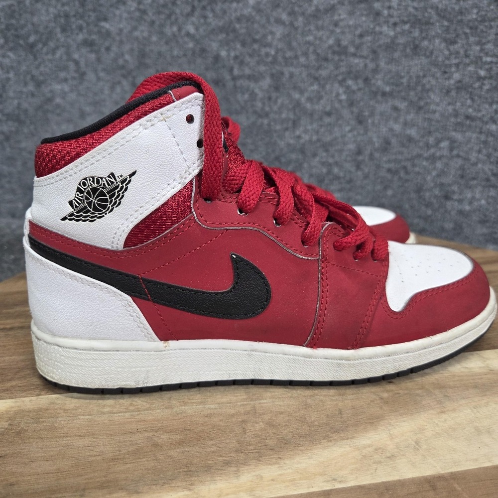 Nike Air Jordan 1 Retro High Shoes Youth‎ Size 4.5Y Gym Red Black 705300-601 - Picture 2 of 12